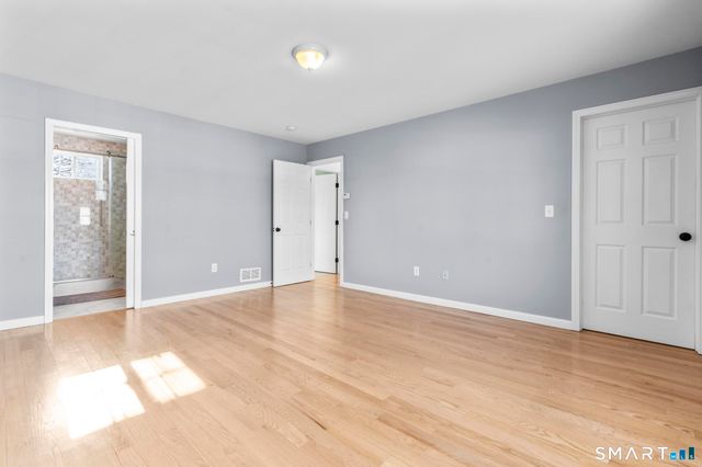 35 Rosemount Avenue, Waterbury, CT 06708