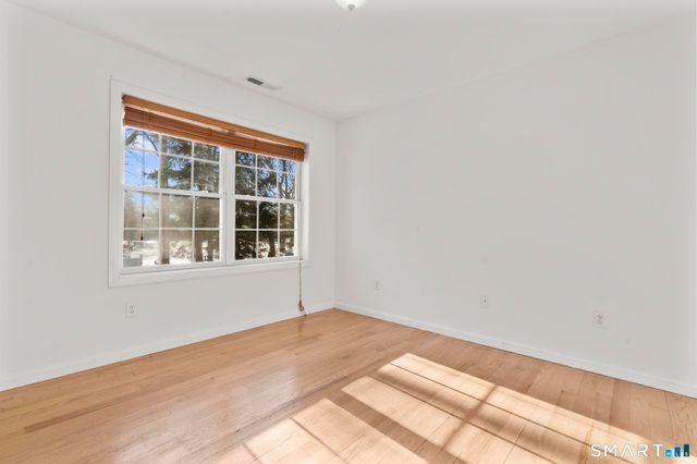 35 Rosemount Avenue, Waterbury, CT 06708