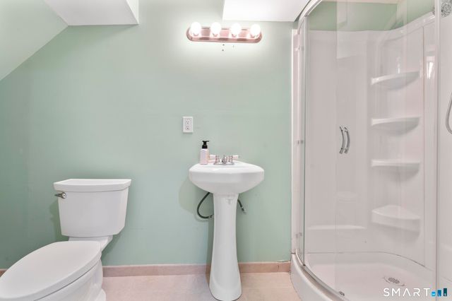 35 Rosemount Avenue, Waterbury, CT 06708