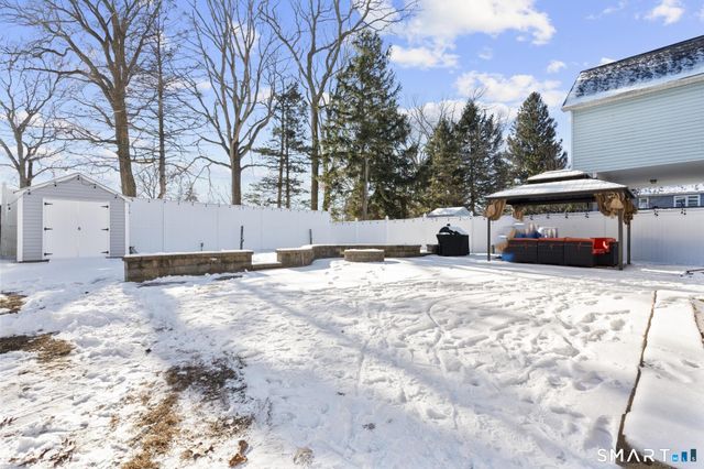 35 Rosemount Avenue, Waterbury, CT 06708