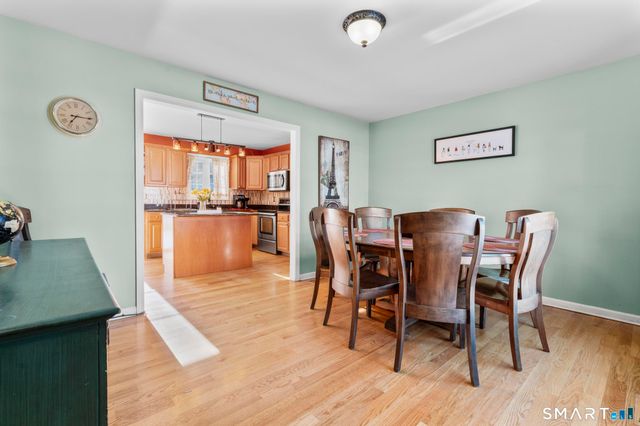 35 Rosemount Avenue, Waterbury, CT 06708