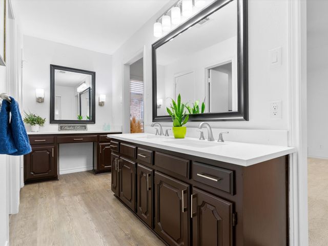 1915 Chesham Drive, Carrollton, TX 75007