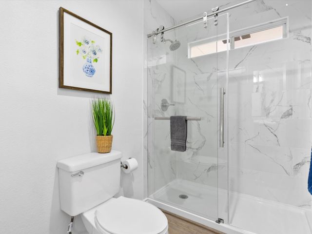 1915 Chesham Drive, Carrollton, TX 75007