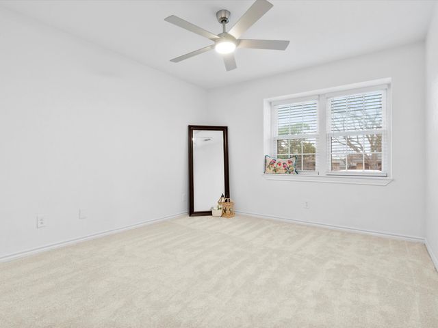 1915 Chesham Drive, Carrollton, TX 75007