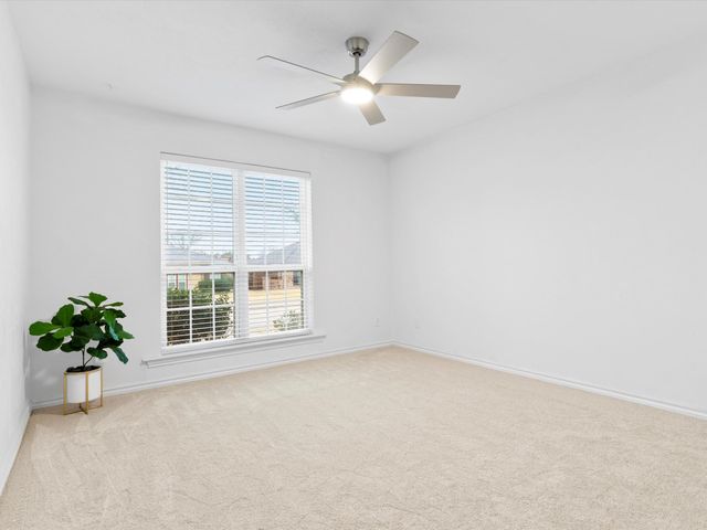 1915 Chesham Drive, Carrollton, TX 75007