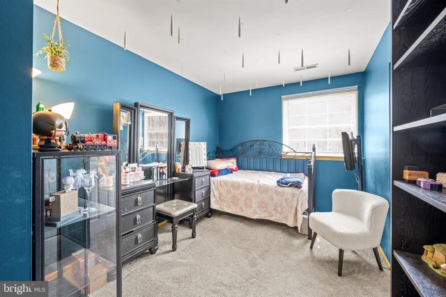 78 GIRARD AVE, Sicklerville, NJ 08081