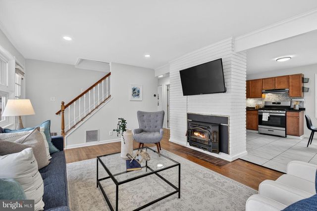 1702 VEIRS MILL RD, Rockville, MD 20851