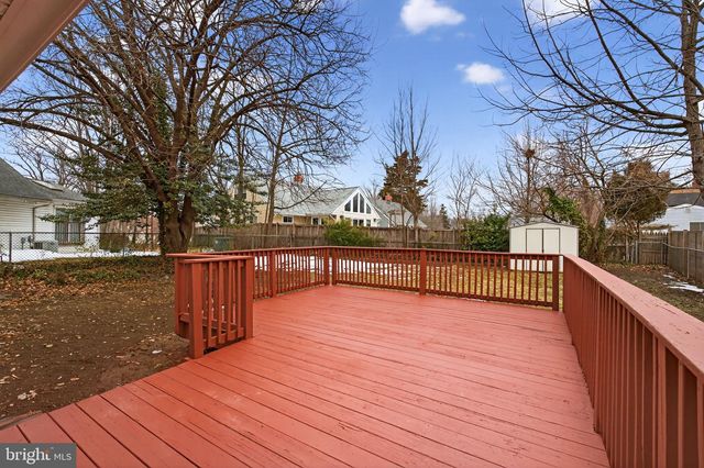 1702 VEIRS MILL RD, Rockville, MD 20851