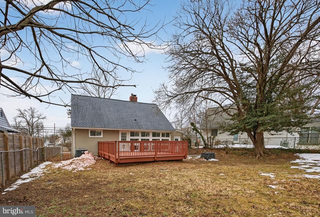 1702 VEIRS MILL RD, Rockville, MD 20851