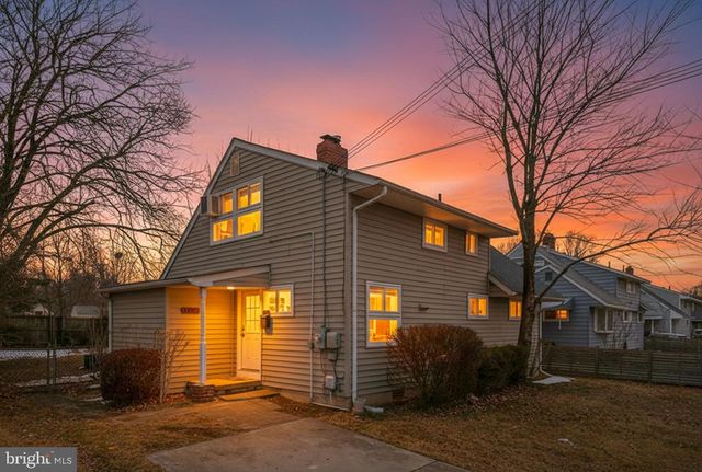 1702 VEIRS MILL RD, Rockville, MD 20851