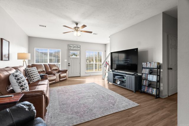 1510 Silver Falls, Conway, AR 72032