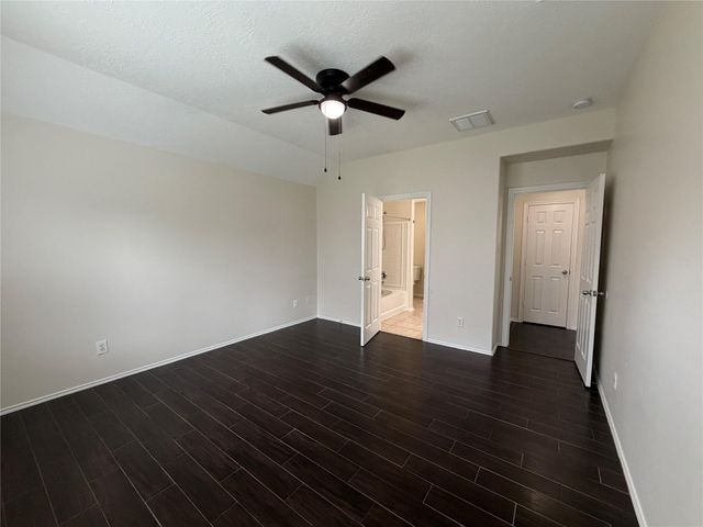 2131 Pickwick Pines Drive, Humble, TX 77396