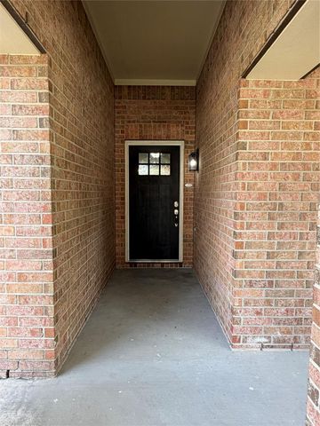 2131 Pickwick Pines Drive, Humble, TX 77396