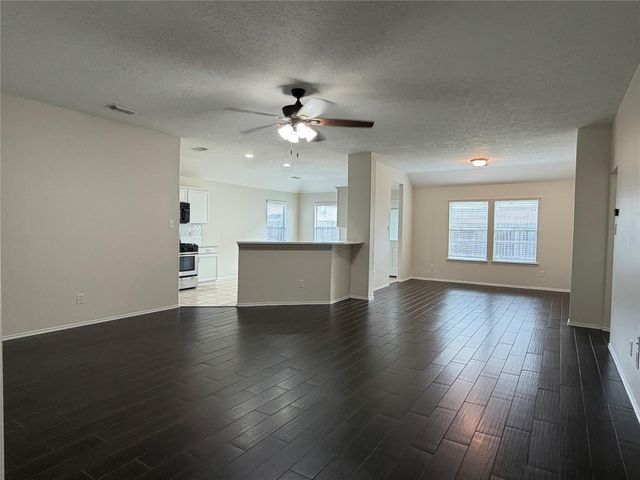 2131 Pickwick Pines Drive, Humble, TX 77396