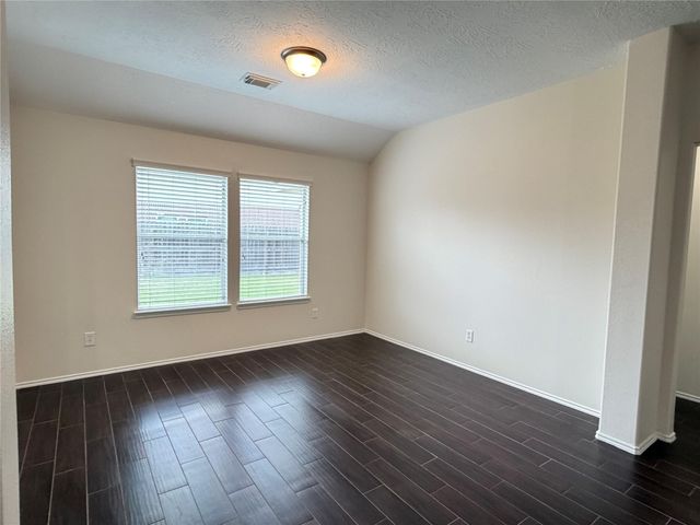 2131 Pickwick Pines Drive, Humble, TX 77396