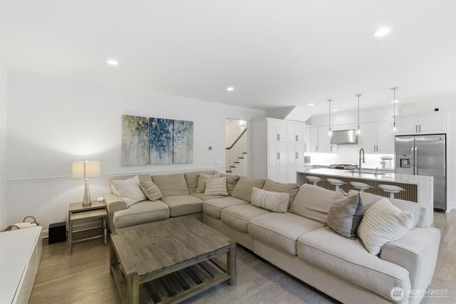 12217 NE 100th Street, Kirkland, WA 98033