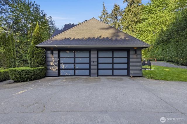 12217 NE 100th Street, Kirkland, WA 98033