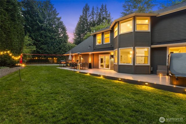 12217 NE 100th Street, Kirkland, WA 98033