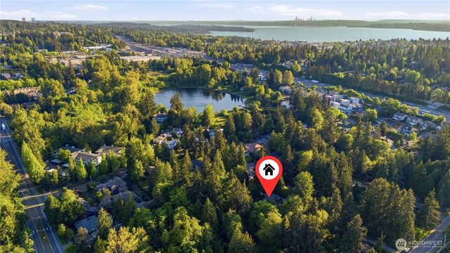 12217 NE 100th Street, Kirkland, WA 98033