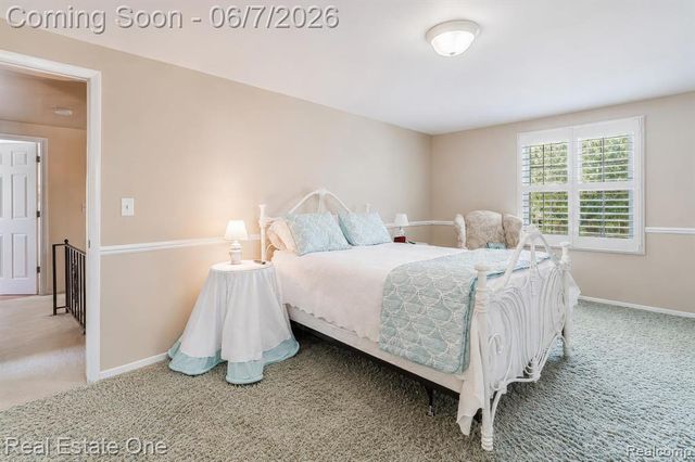 1962 Canary Court, Troy, MI 48084