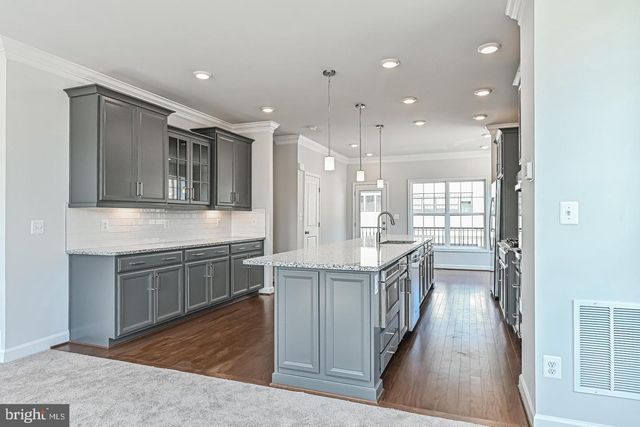 12569 TODD LN, Fairfax, VA 22033