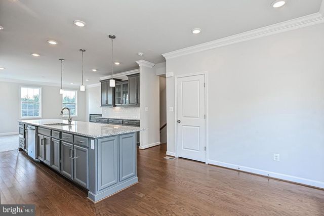 12569 TODD LN, Fairfax, VA 22033