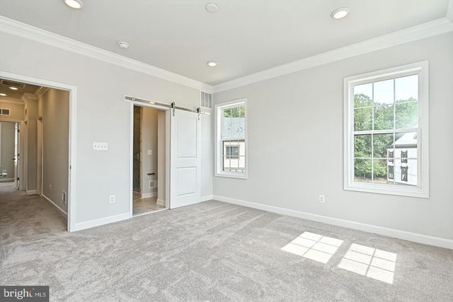 12569 TODD LN, Fairfax, VA 22033