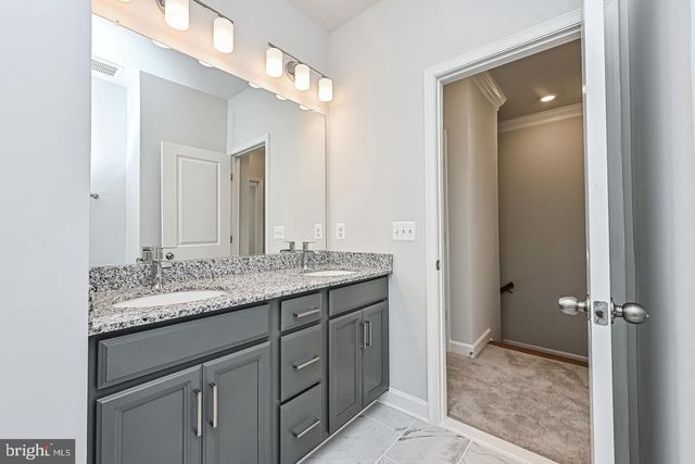 12569 TODD LN, Fairfax, VA 22033