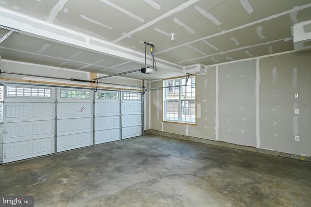12569 TODD LN, Fairfax, VA 22033