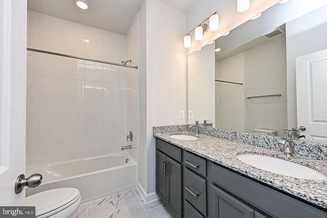 12569 TODD LN, Fairfax, VA 22033