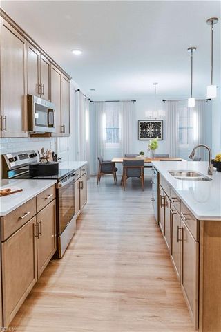 729 Crestfield DR, Chesapeake, VA 23320