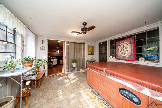 1867 Gum Springs, Longview, TX 75602