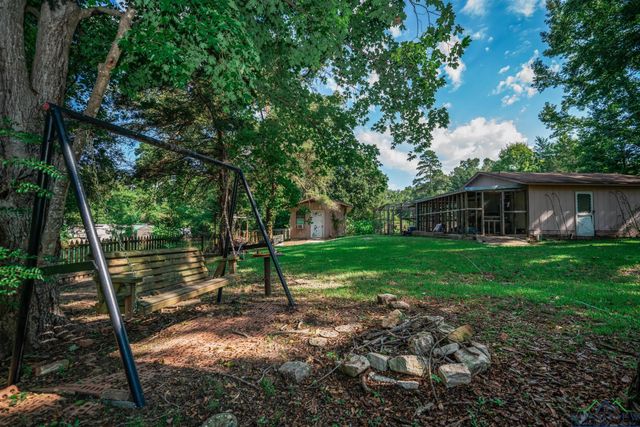 1867 Gum Springs, Longview, TX 75602