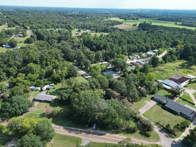 1867 Gum Springs, Longview, TX 75602