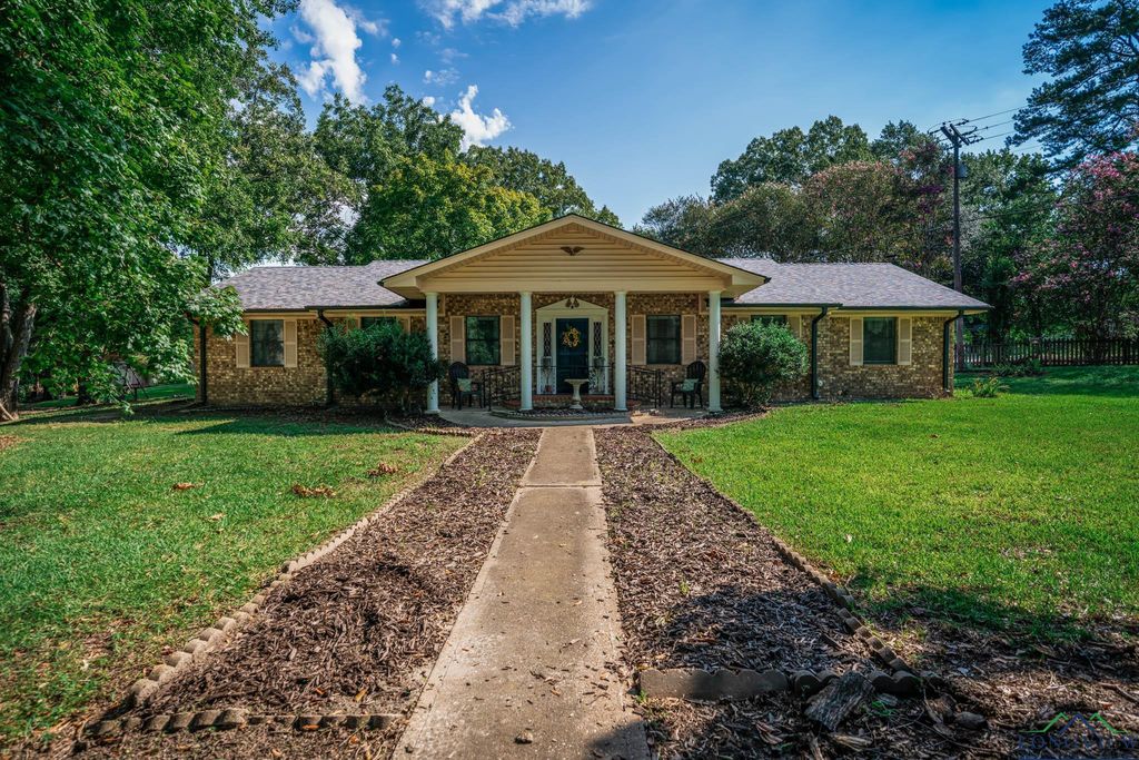 1867 Gum Springs, Longview, TX 75602