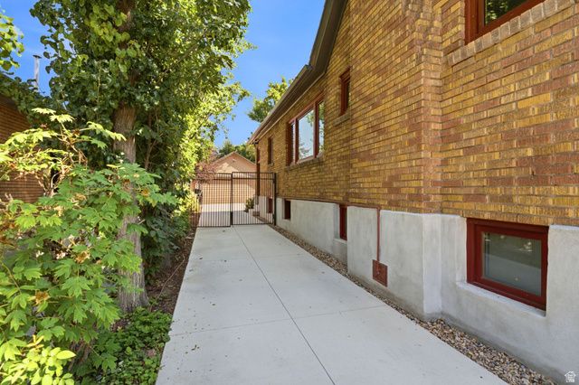 1455 E KENSINGTON AVE, Salt Lake City, UT 84105