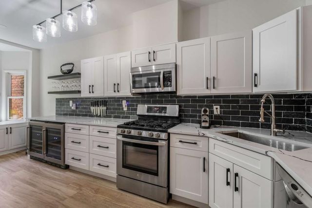 617 Kimberly NE Lane, Atlanta, GA 30306