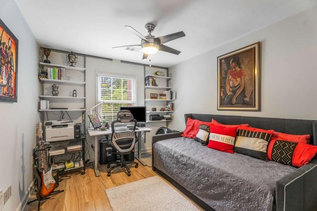 617 Kimberly NE Lane, Atlanta, GA 30306