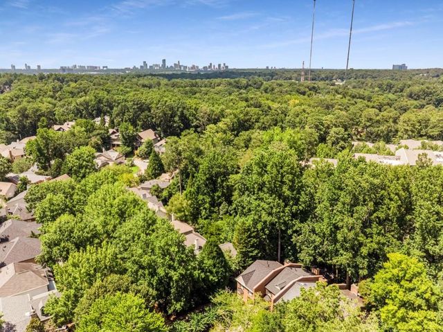 617 Kimberly NE Lane, Atlanta, GA 30306