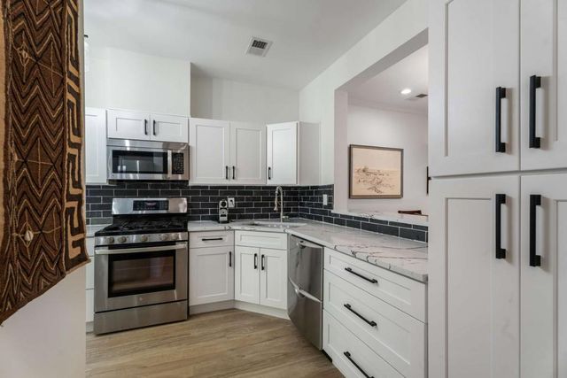 617 Kimberly NE Lane, Atlanta, GA 30306