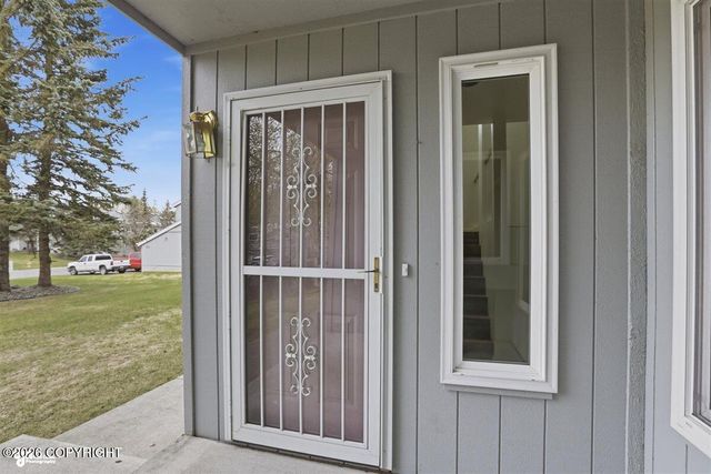 2945 Brittany Drive, Anchorage, AK 99504