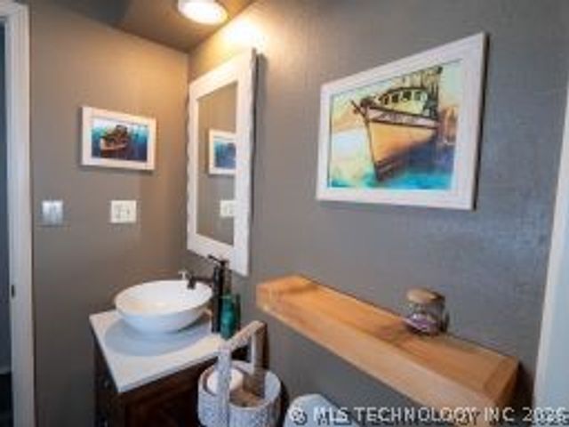 2201 June Hill Road, Kingston, OK 73439