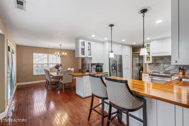 5545 J Riley West Rd, Greenback, TN 37742