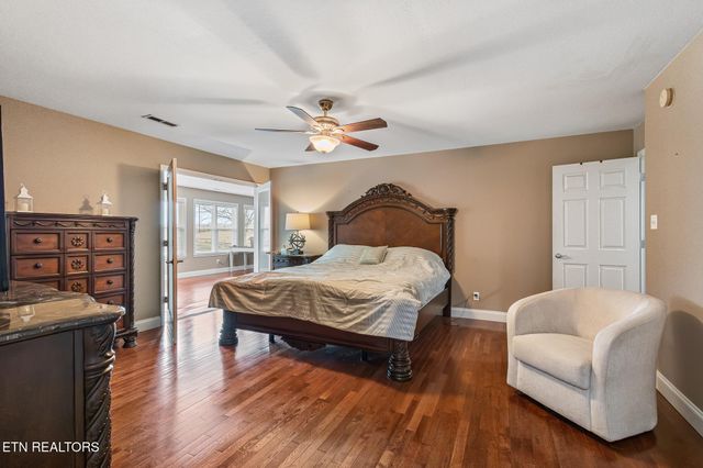 5545 J Riley West Rd, Greenback, TN 37742