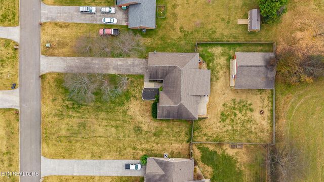 5545 J Riley West Rd, Greenback, TN 37742