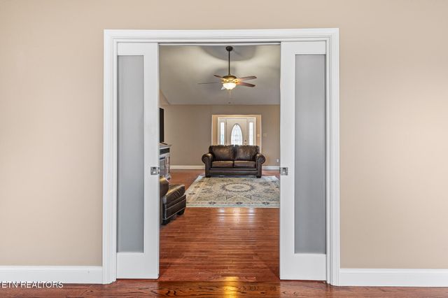 5545 J Riley West Rd, Greenback, TN 37742