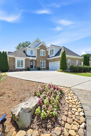 2808 Rosebud Road, Loganville, GA 30052