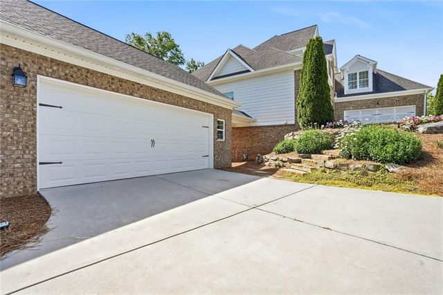 2808 Rosebud Road, Loganville, GA 30052
