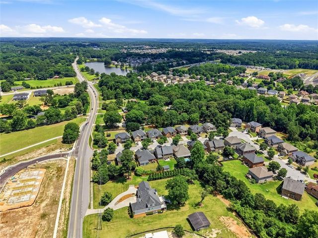 2808 Rosebud Road, Loganville, GA 30052