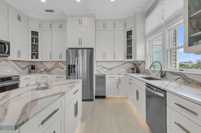 210 Ocean Boulevard, Isle Of Palms, SC 29451